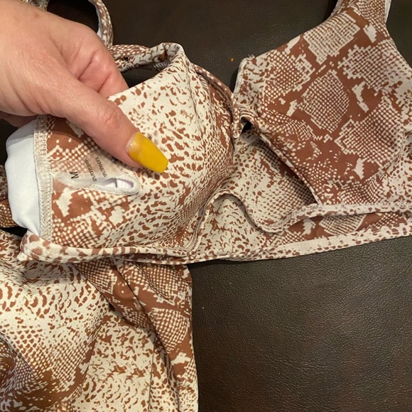 NWOT Snake print bikini - Picture 5 of 6